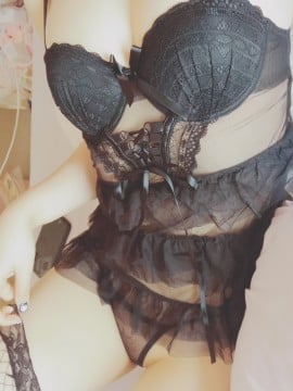 [Miss Evil Dog] Bìa đen trang trí