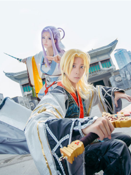 "Có một ngọn núi Thanh kiếm Tâm linh trong quá khứ" Wang Wu và Wang Lu C O S P L A Y