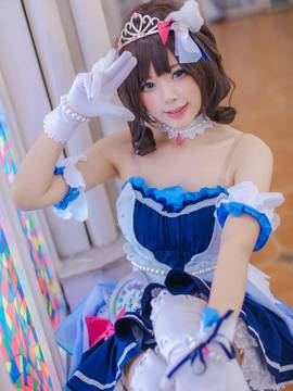 "Thần tượng chủ nhân Cinderella" Maekawa's Mid-Level Idol C o s p l a y