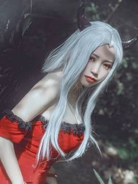 "Fatezero" trên hành trình Alice Phil Fan c o s p l a y