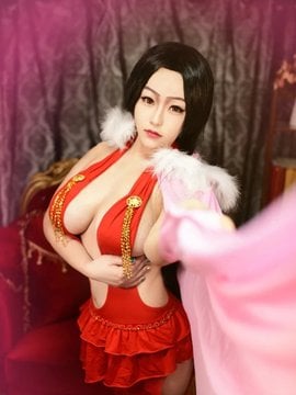 "One Piece" kỷ niệm 15 năm của One Piece - Hoàng hậu Boya Hancook C O S P L A Y