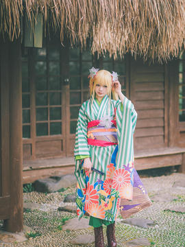"Làm thế nào để phát triển một nữ anh hùng người qua đường" Eri Kimono ver c o s p l a y