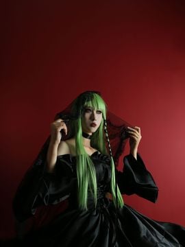 "The Rebellious Lelouch" C.C.