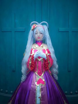 "Liên minh huyền thoại" Ngày Valentine Limited Skin Sweetheart Baby Sona C O S P L A Y