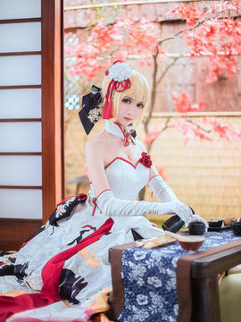 Số phận lớn hàng tháng tiền thưởng saber c o s p l a y