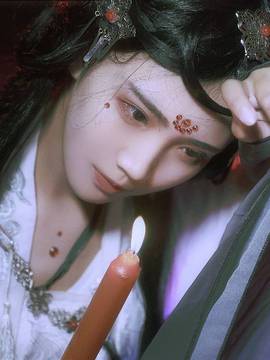 "Cốt truyện Crane" Tôi sẽ chỉ gặp bạn và C O S P L A Y