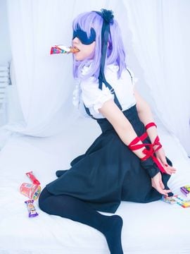 Phim cos #crispy Snack War - Chi nhánh Droping Firefly